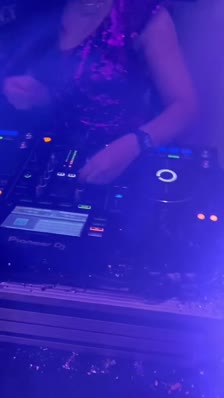 corporate-event-dj-1280-ytshorts.savetube.me_